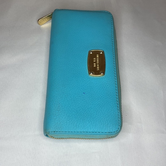 Michael Kors Wallet Tiffany Blue Preloved - Picture 5 of 8